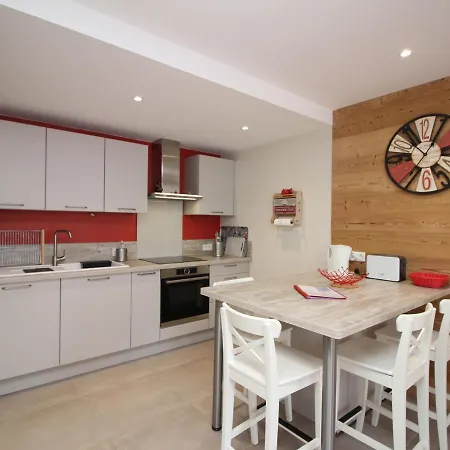 Apartament Beau T2 Avec Terrasse, Parking Et Wifi A 300m Des Thermes - Fr-1-608-98 Mont-Dore